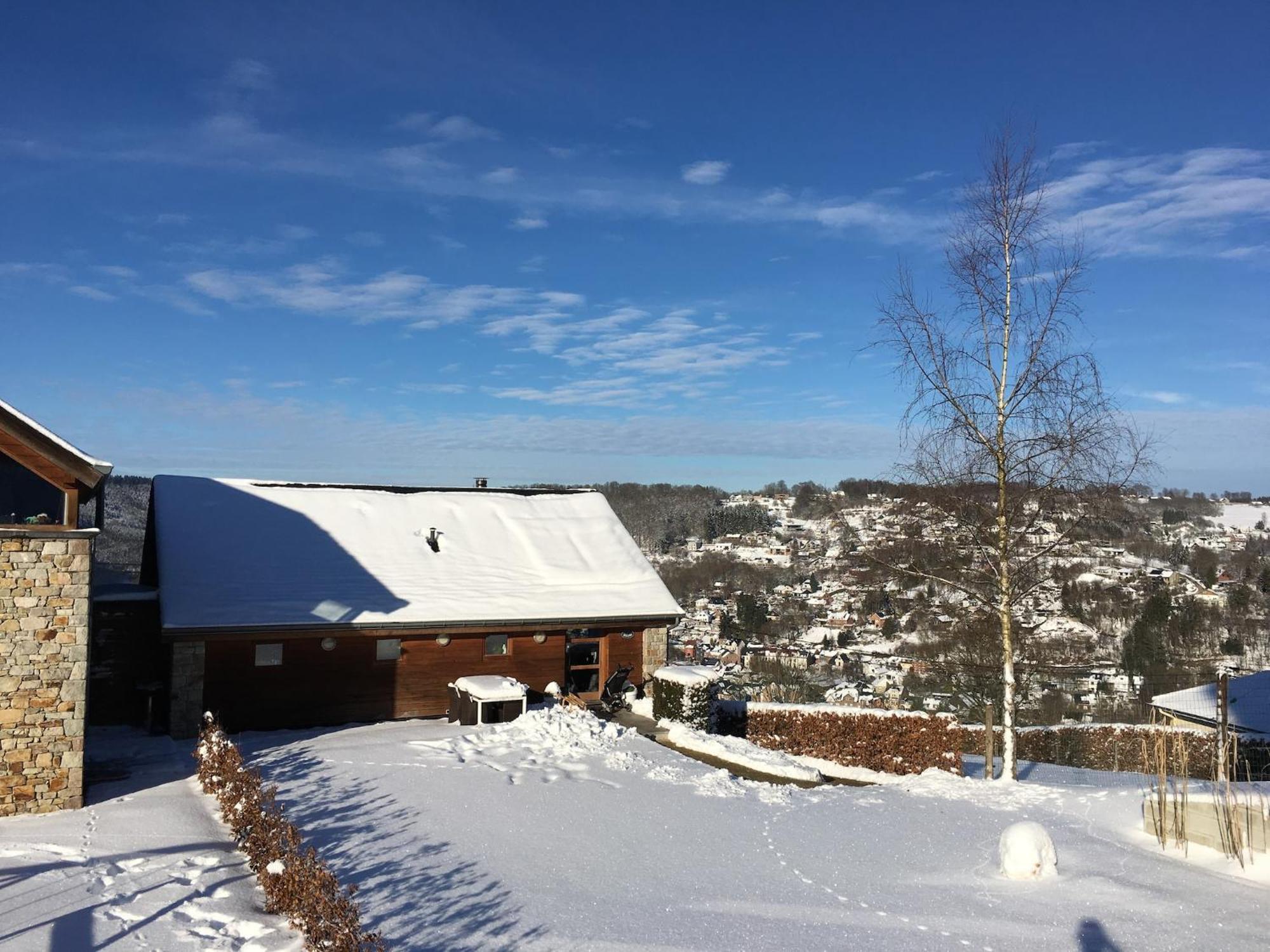 Luxury Apartment In Malmedy With Bubble Bath Exterior foto